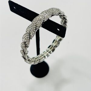 Elegant Silver Bracelet with Crystal Accents